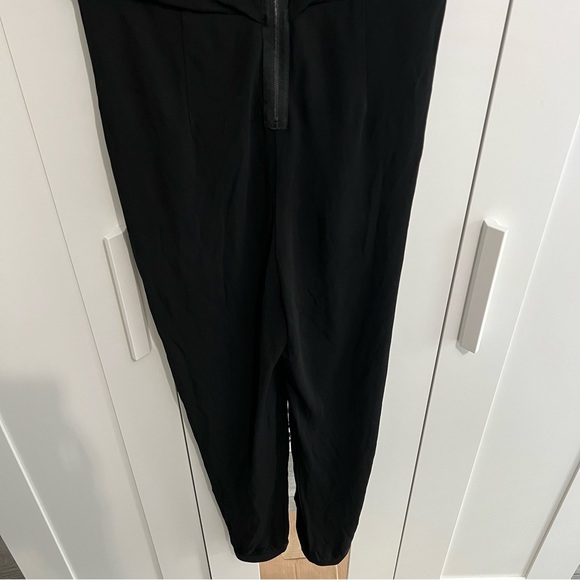 Elie Tahari jumpsuit, black, size 4 - Picture 6 of 16